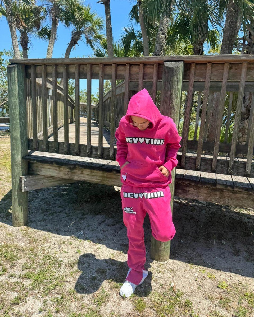 Pink Hoodie - RiskToAchieve